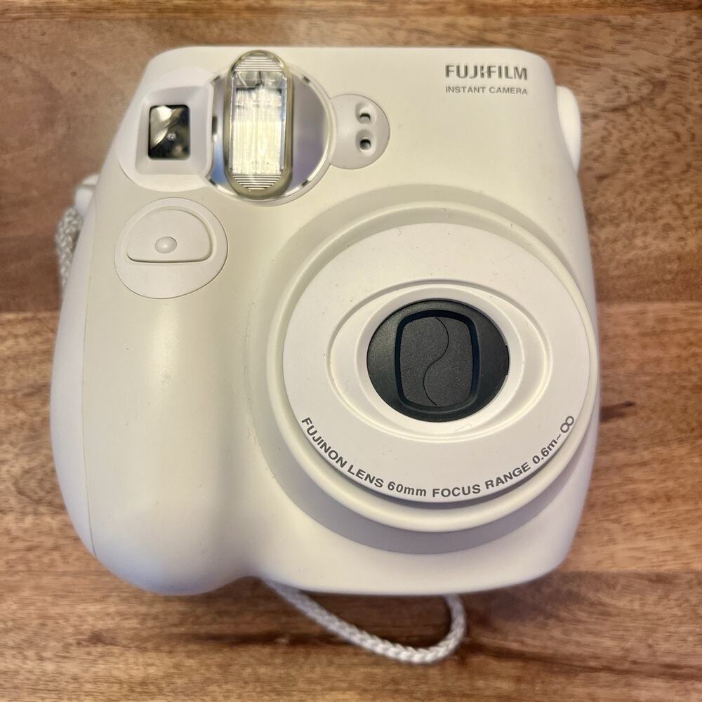 FUJIFILM Instax Mini 7S Instant Film Camera White - FOR PARTS/REPAIR